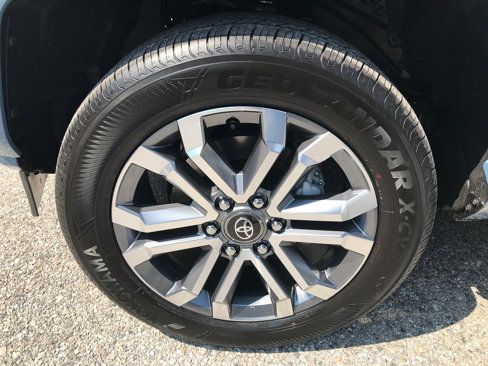 New 2025 Toyota 4Runner Limited image 14