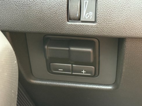 New 2025 GMC Canyon Elevation w/ Technology Package image 27