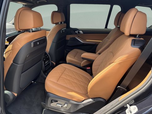 New 2026 BMW X7 xDrive40i w/ M Sport Package image 28