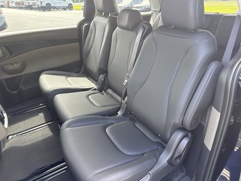 New 2026 Kia Carnival image 12