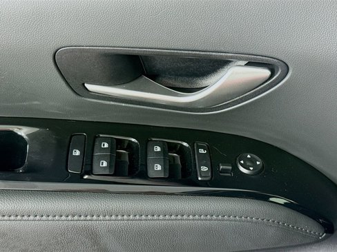 Certified 2024 Hyundai Tucson Limited image 18