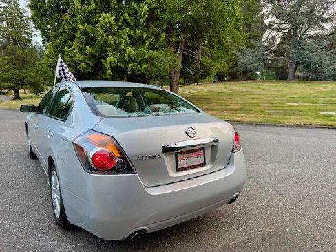 Used 2010 Nissan Altima 2.5 image 8