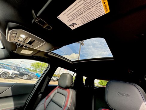 New 2026 Chevrolet Equinox RS w/ Convenience Package III image 31