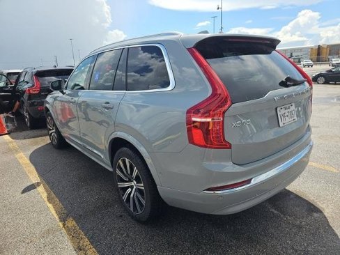 Certified 2025 Volvo XC90 B6 Ultra image 3