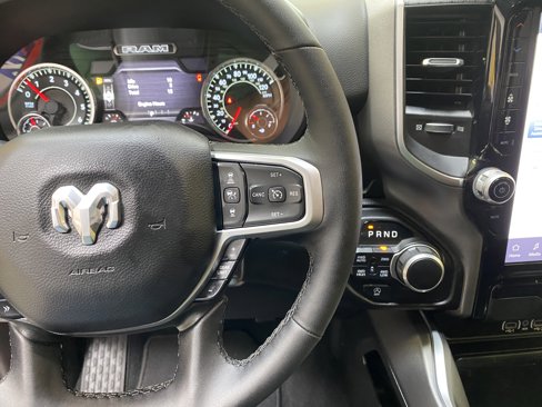 Used 2025 RAM 1500 Lone Star image 33