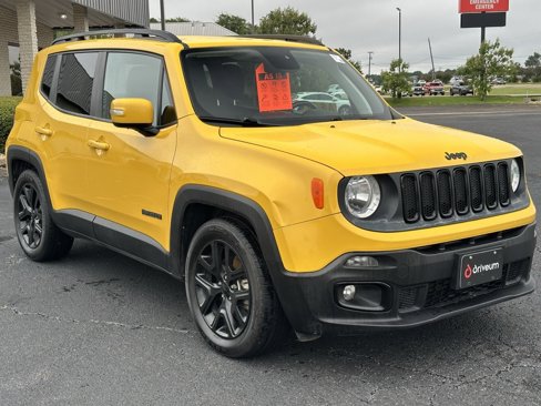 Used 2018 Jeep Renegade Altitude w/ Popular Equipment Group image 1