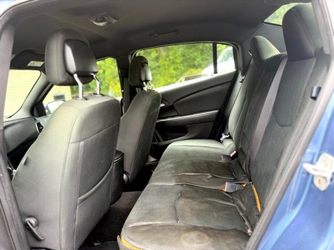 Used 2011 Chrysler 200 Touring image 36