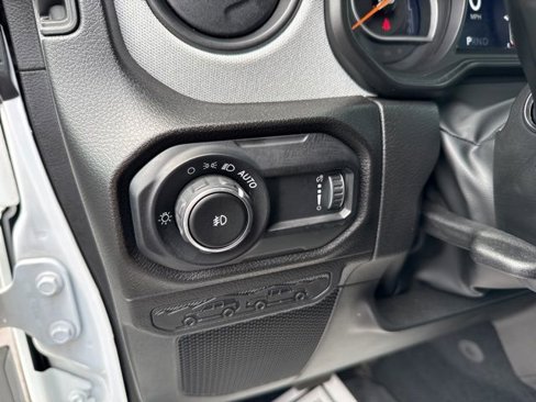Used 2024 Jeep Wrangler Willys image 11