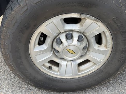 Used 2008 Chevrolet Silverado 3500 LTZ w/ Suspension Package, Off-Road image 18