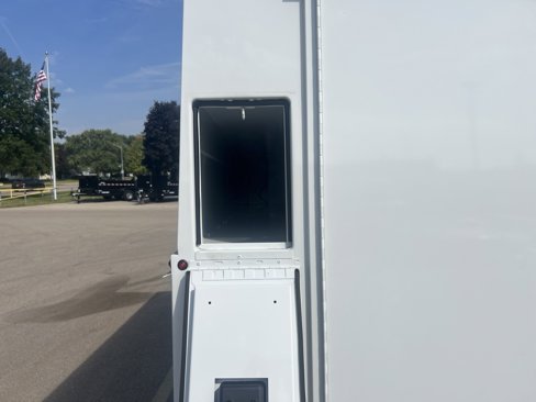 New 2025 Chevrolet Express 3500 w/ Power Convenience Package image 17