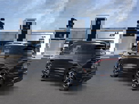 New 2025 Lincoln Nautilus Premier w/ Jet Appearance Package image 4