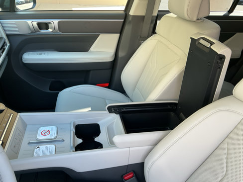 New 2026 Hyundai Santa Fe SEL image 12