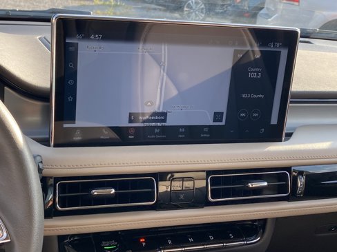 Used 2023 Lincoln Nautilus AWD w/ Premium Package image 14