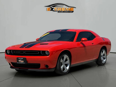 Used 2017 Dodge Challenger SXT w/ Super Sport Group (SS/T) image 2