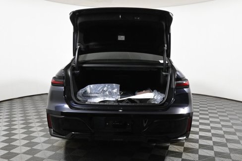 New 2026 BMW i7 xDrive60 image 36