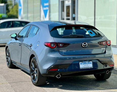 Used 2024 MAZDA MAZDA3 s image 3