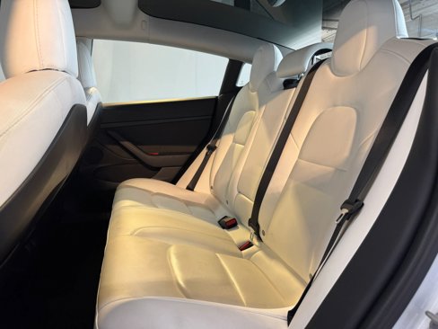 Used 2021 Tesla Model 3 Long Range image 21