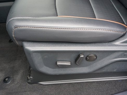 New 2025 Ford F250 Lariat image 19