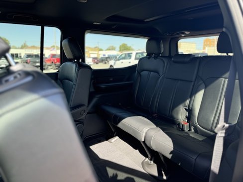 New 2024 Jeep Wagoneer Series II image 13