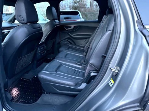 Used 2017 Audi Q7 3.0T Premium Plus image 11