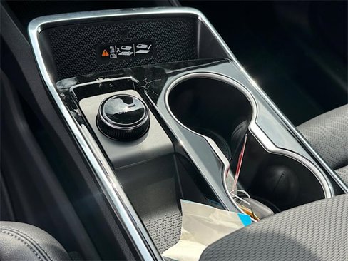 New 2026 Chevrolet Equinox LT w/ Convenience Package II image 21