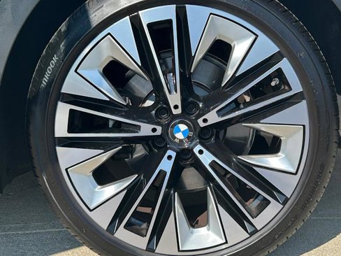 Certified 2024 BMW 530i xDrive image 32