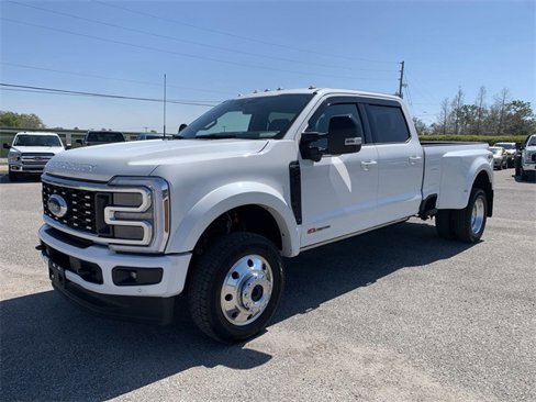 Used 2025 Ford F450 Platinum image 8
