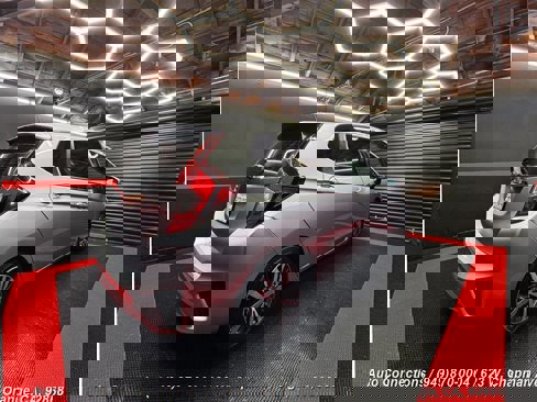 Used 2017 Honda Fit EX-L image 3