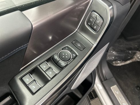 New 2026 Ford F250 Platinum image 17