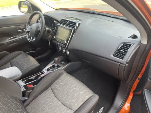 Used 2022 Mitsubishi Outlander Sport ES image 14