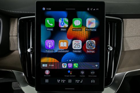 New 2026 Volvo XC90 B6 Plus w/ Protection Package Premier image 16