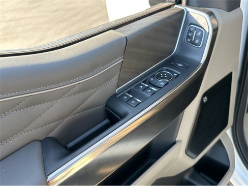 New 2025 Ford F250 Platinum w/ Platinum Plus Package image 39