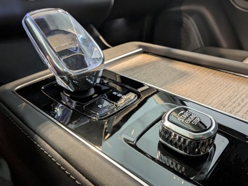 New 2026 Volvo XC90 B6 Plus w/ Protection Package Premier image 22