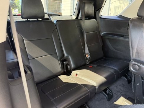 Used 2020 Chevrolet Traverse LT w/ Driver Confidence II Package image 21