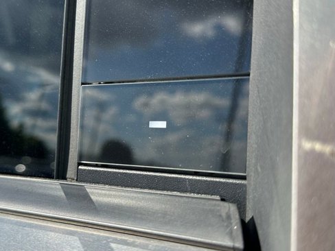 Used 2024 Tesla Cybertruck AWD Crew Cab image 21