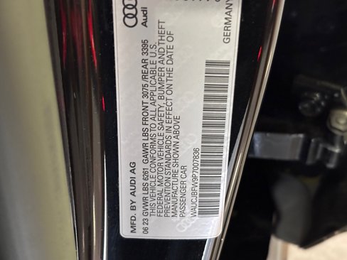 Used 2023 Audi e-tron GT Premium Plus image 28