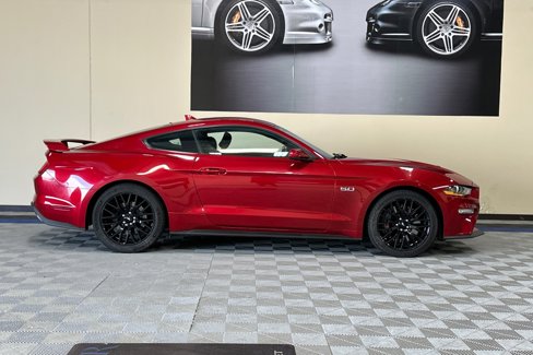Used 2020 Ford Mustang GT w/ GT Performance Package image 3
