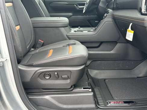 New 2026 GMC Sierra 2500 AT4 w/ AT4 Premium Plus Package image 13