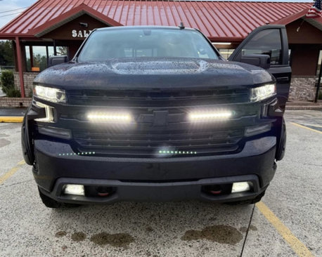 Used 2020 Chevrolet Silverado 1500 LT Trail Boss image 2