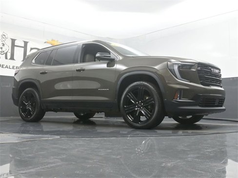 Used 2024 GMC Acadia Elevation w/ Super Cruise Package image 2