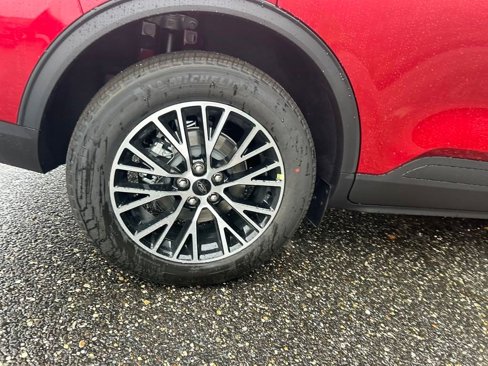 New 2024 Ford Escape SE image 21