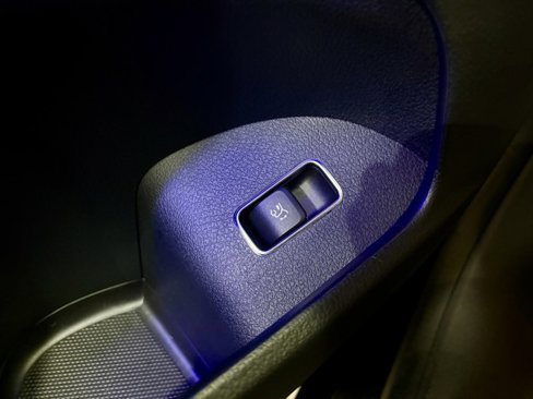 New 2026 Mercedes-Benz GLS 450 4MATIC image 24