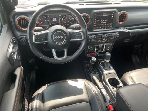 Used 2022 Jeep Gladiator Mojave w/ Cold Weather Group image 13