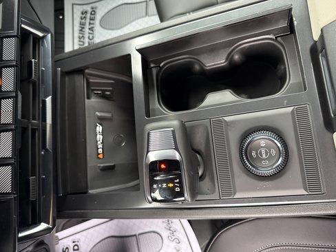 New 2026 GMC Hummer EV 4x4 Crew Cab image 16