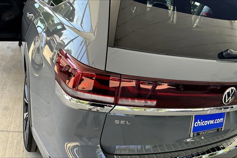 New 2025 Volkswagen Atlas SEL Premium R-Line image 30