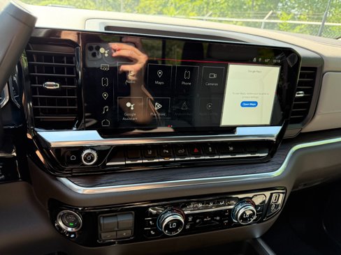 New 2025 GMC Sierra 2500 SLT w/ SLT Convenience Package image 32