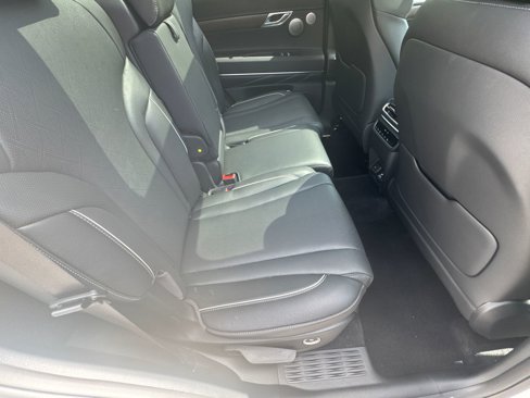 Used 2025 Genesis GV80 2.5T Prestige image 16