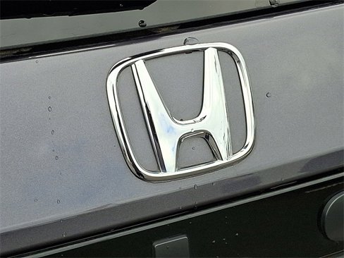 Used 2025 Honda Pilot Elite image 25