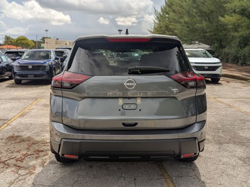 New 2026 Nissan Rogue S image 7