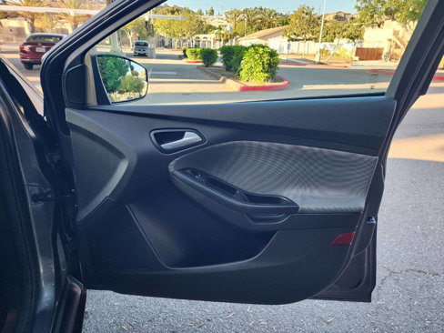 Used 2013 Ford Focus SE image 31